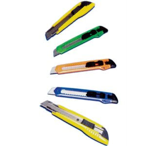 סכין רחב מפלסטיק